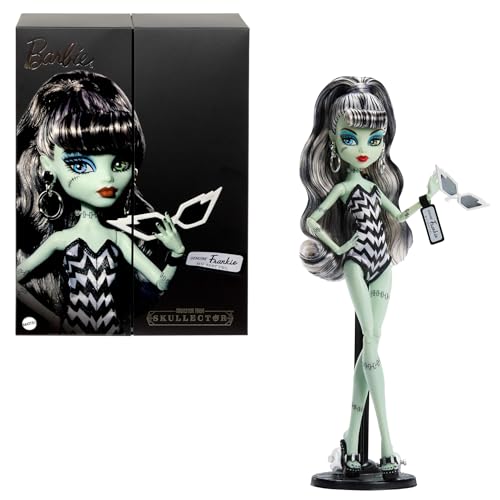 Monster High x Barbie - Frankie Stein 80° Anniversario Mattel, bambola da collezione con costume ispirato alla Barbie originale del 1959 e vestito da sera nero con accessori inclusi, JHK28