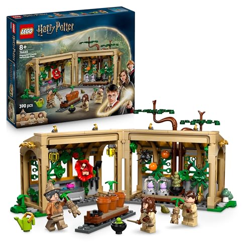 LEGO Harry Potter Castello di Hogwarts: Lezione di Erbologia con 3 Minifigure tra cui e Hermione Granger e Neville Paciock e 3 Piante Giocattolo di Mandragola - Regalo per Bambini da 8 Anni - 76445