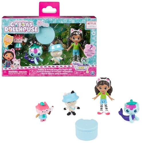 Gabby’s Dollhouse, Confezione da 4 personaggi in versione campeggio, Gabby, Pandy Panda, Baby Scatola e Siregatta, giocattoli per bambine e bambini dai 3 anni in su