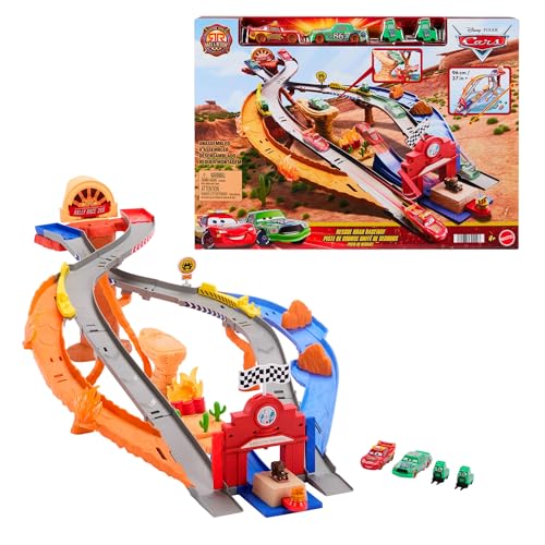 Mattel CARS - Sfreccia e Soccorri Circuito per Soccorso Stradale, set con 2 tipi di gara, Saetta McQueen, Chicks Hicks e 2 veicoli della squadra di Pitty, giocattolo per bambini, 4+ anni, JFL57